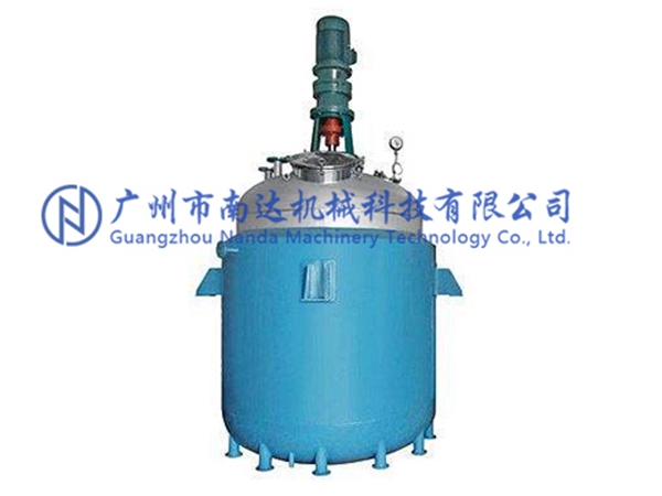 電加熱反應(yīng)釜展示圖2 電加熱反應(yīng)釜展示圖2